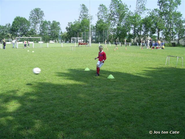 voetbaltoernooi edward roozendaal 035